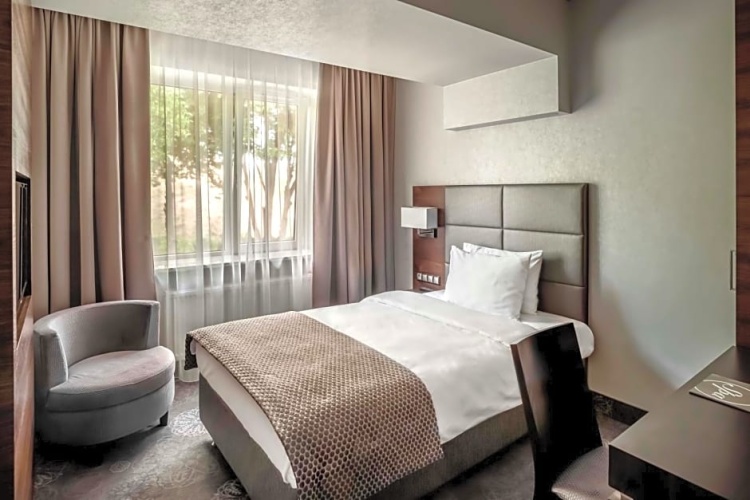 Superior Twin room with balcony