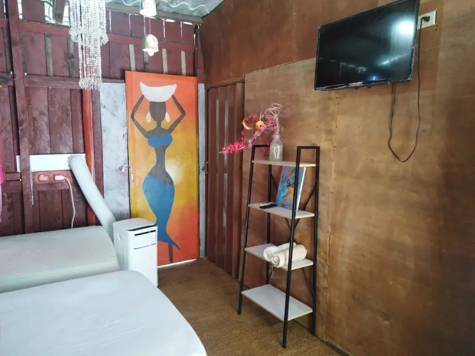 Hostal y Restaurante Tiki Island