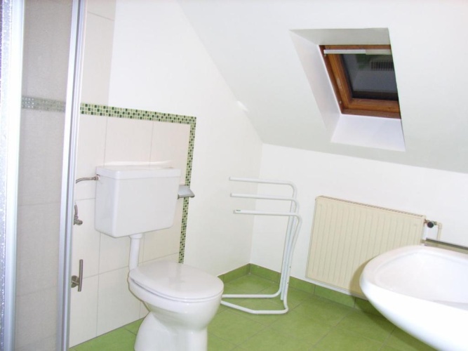 Standard Twin room with garden view