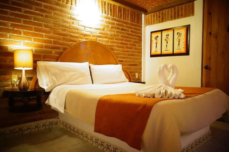 Suites Paraiso TX Over view