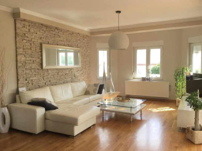 Holiday House Lilija