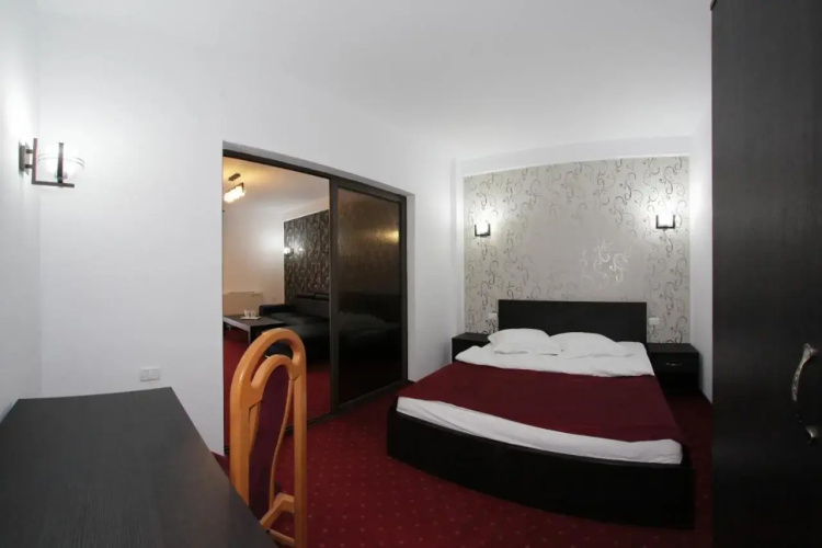 Hotel Mara