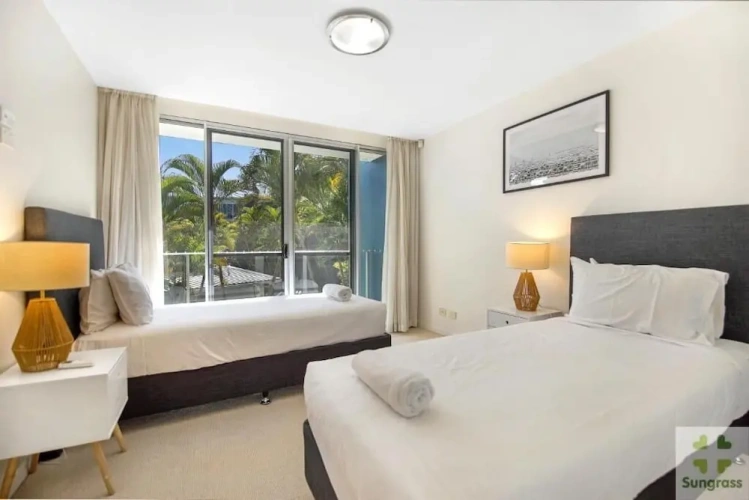 2 Bedrooms Apartment