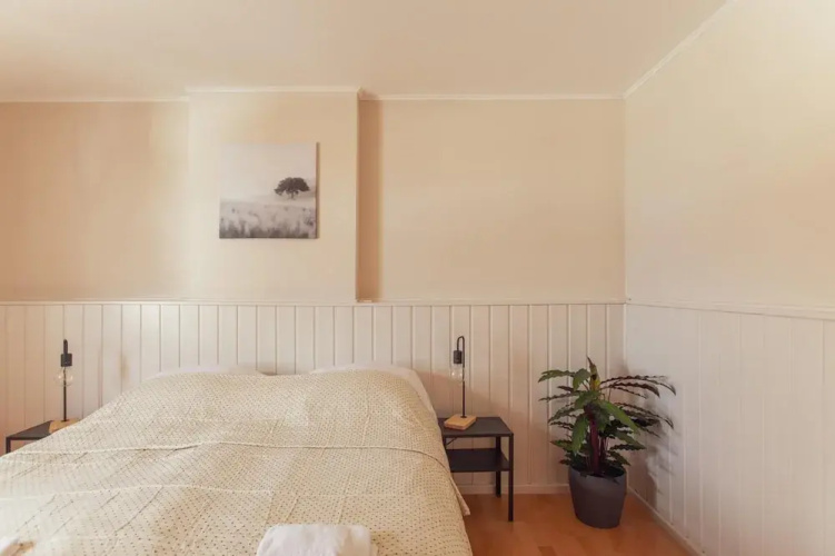 Authentic House With Playroom and Infrared Sauna