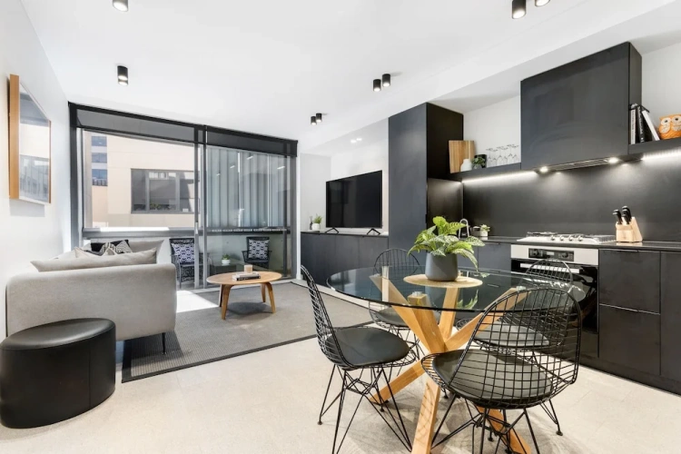 2 Bedrooms Apartment