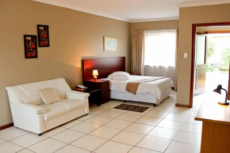 Standard Family room