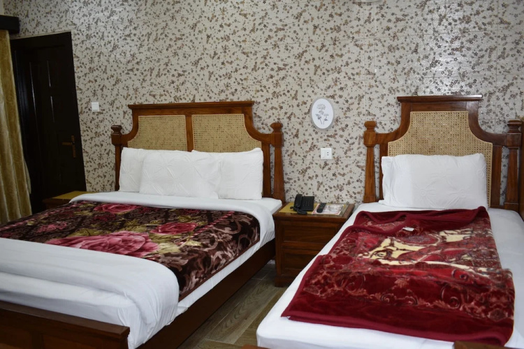 Dream Land Hotel