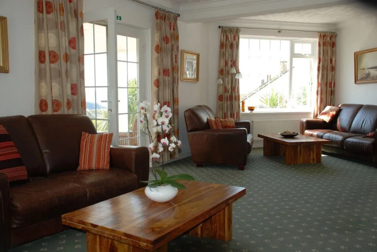 The Whipsiderry Hotel