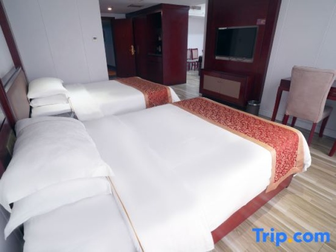 Deluxe Double Suite
