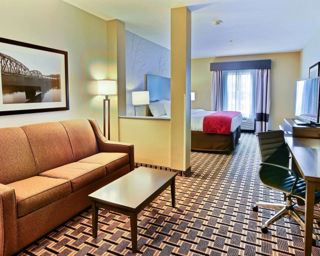 Comfort Suites Uniontown