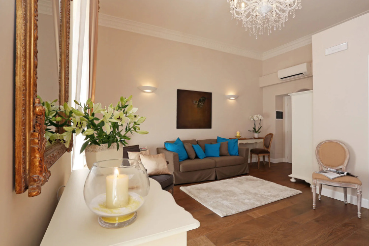 Spagna Art & Suites - Domus Collection