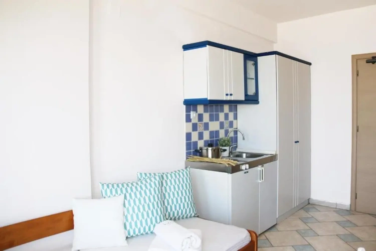 Studio with sea view