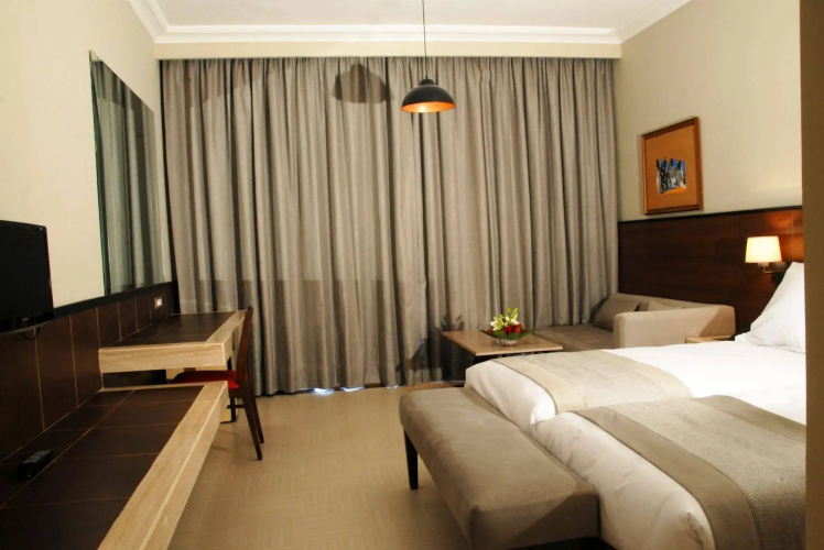Oasis Palm Hotel