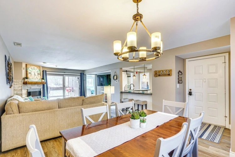 2 Bedrooms Apartment with balcony