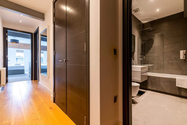 Trendy Elephant and Castle Home