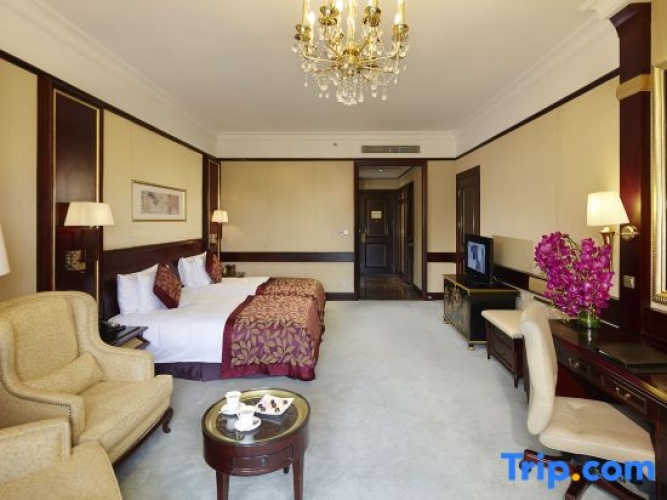 Standard Twin room with mountain view