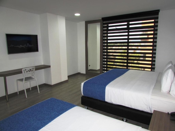 Standard Triple room