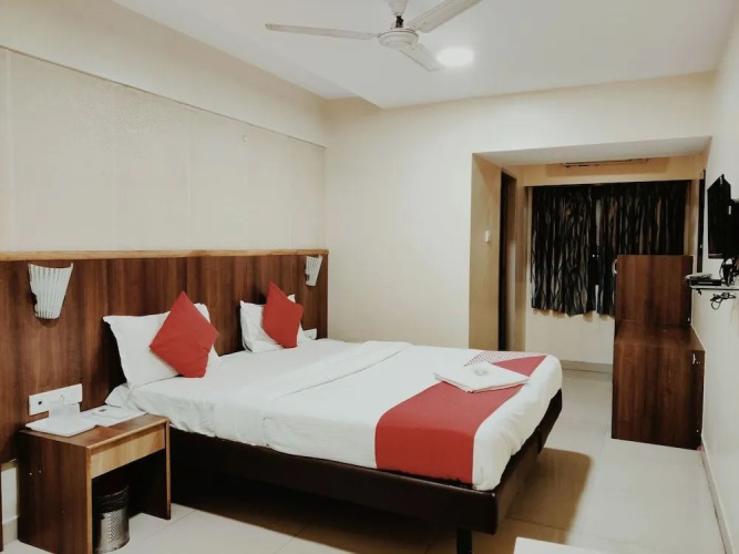 Vashi INN