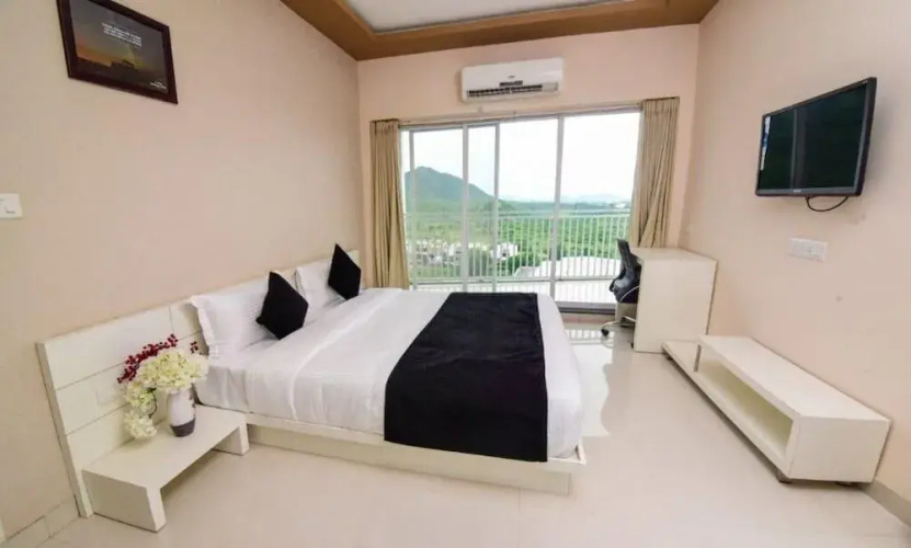 GG Residency