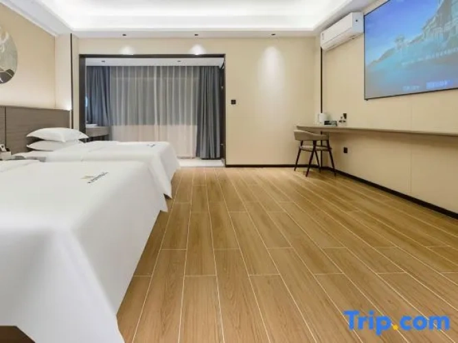 Standard Family room