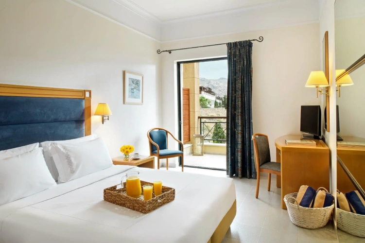 Twin room with partial sea view