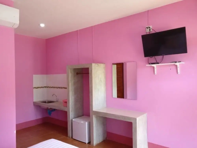 Fahsai Lanta House