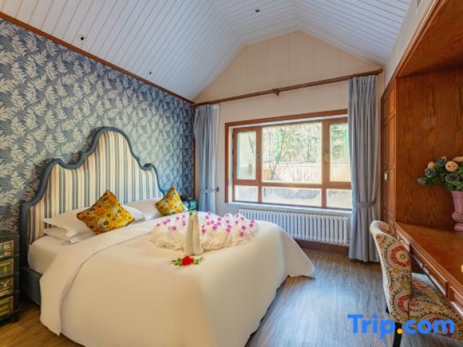 Deluxe Double Family room