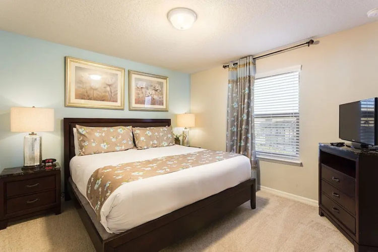 Windsor At Westside #4 - 8 Bed 6 Baths Villa
