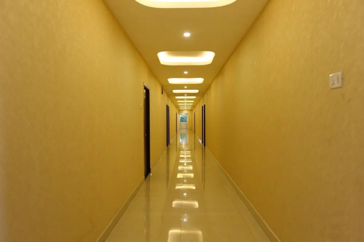 OYO 10017 RB Grand Residency