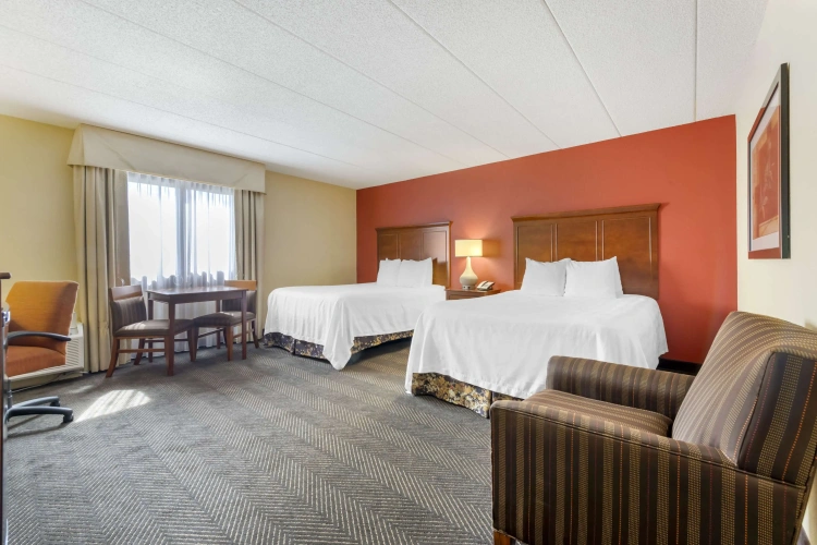 Standard Quadruple room