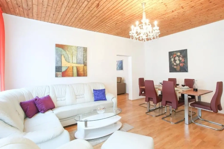 2 Bedrooms Deluxe Double Apartment