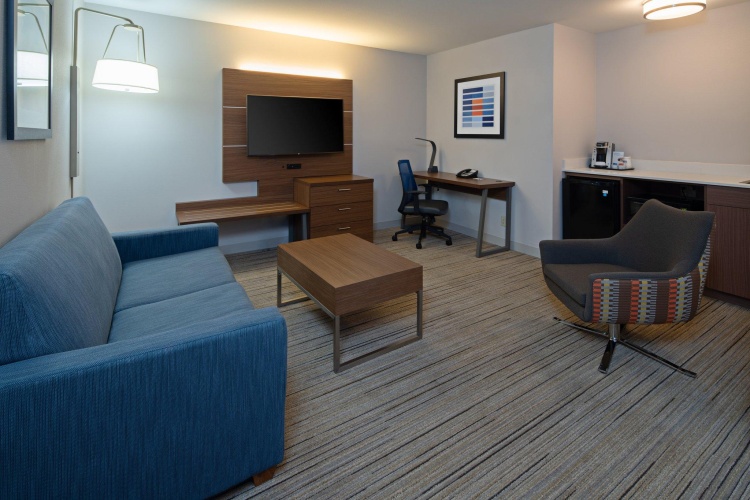 Quadruple Suite