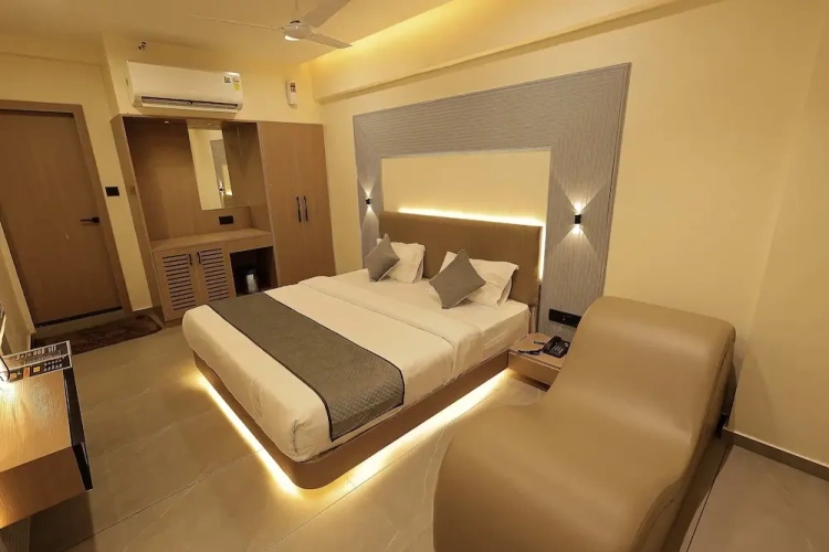Standard Club room