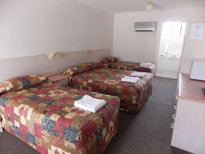 Yass Motel