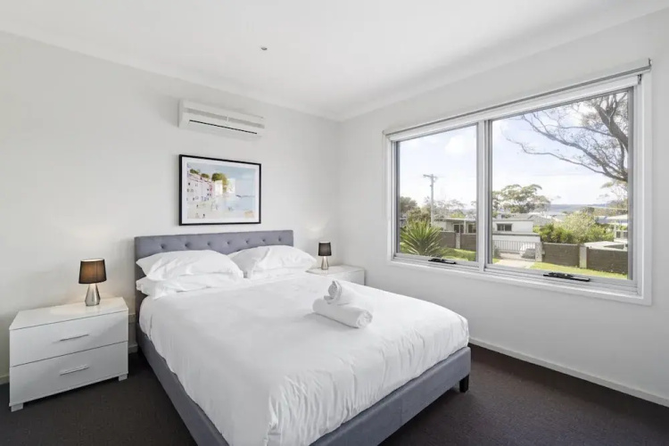 Seaside 3-bed Home, Direct Beach Access