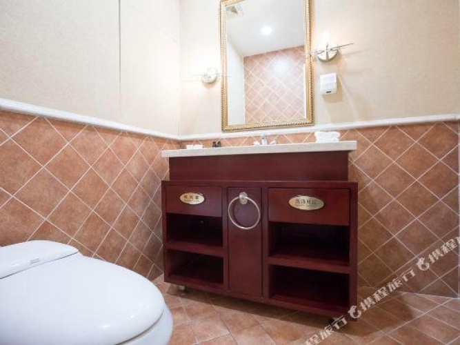 2 Bedrooms Executive Double Suite