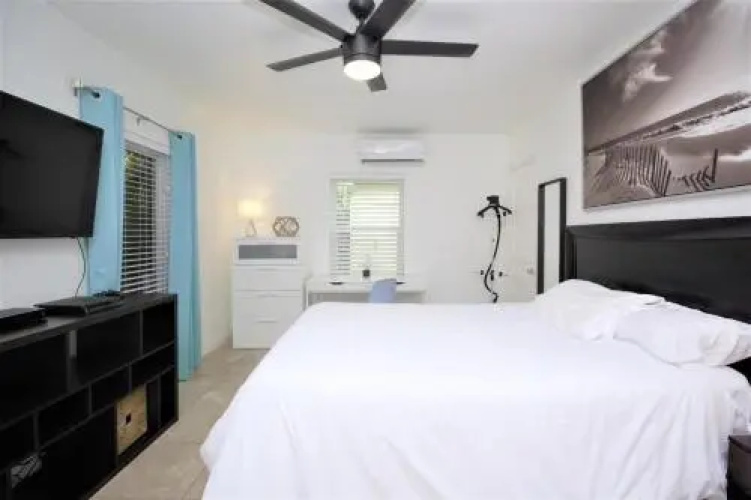Tropical Getaway Studio-628B