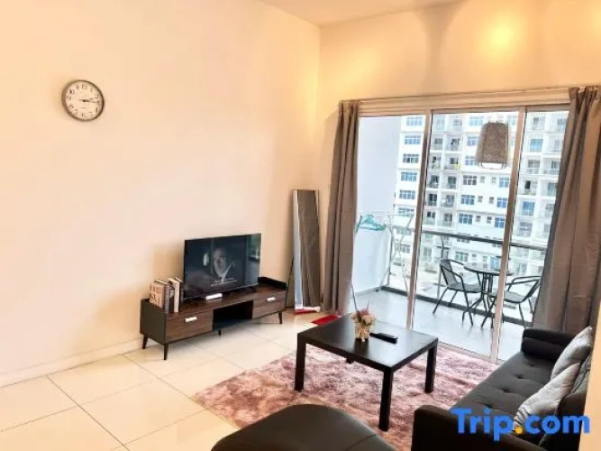 2 Bedrooms Premium Suite with balcony