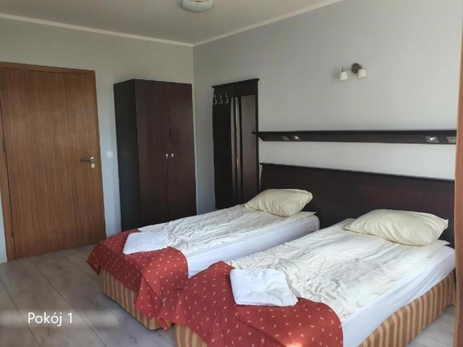 1 Bedroom Triple Suite