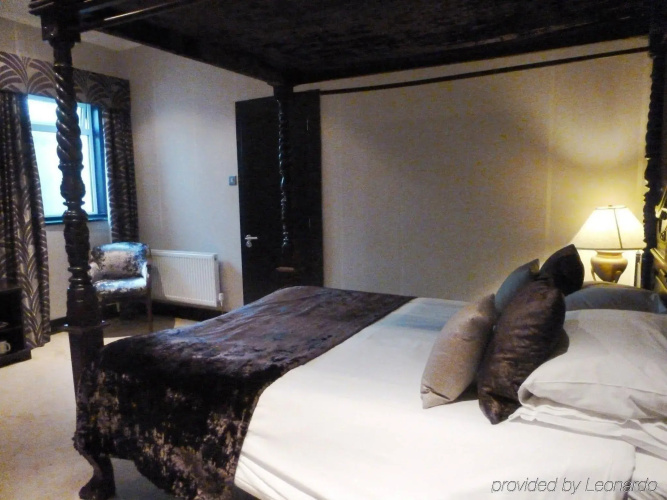 The Popinjay Hotel and Spa