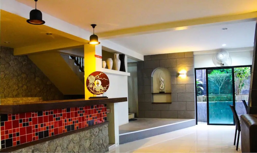 Sharaya Kata Hotel