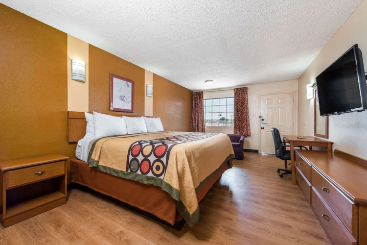 Super 8 Waco/Mall area TX