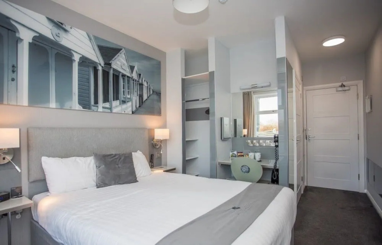 Allseasons Hotel by Tingdene