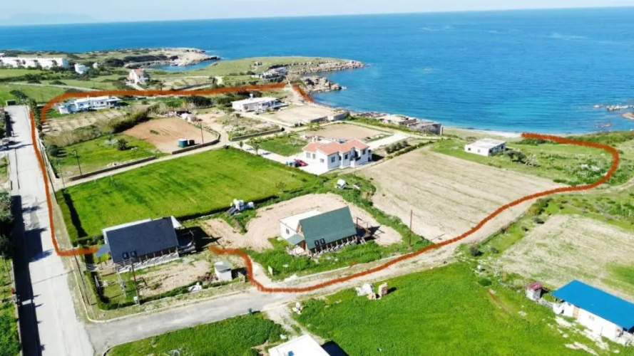 Country House By The Sea 1