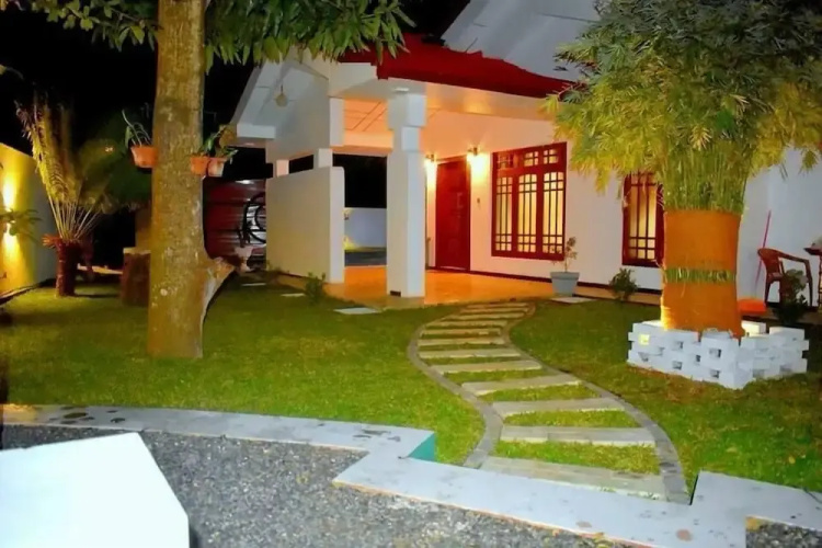 Yala Leonine Villa