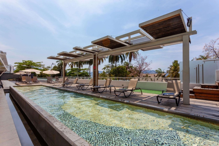 Ramada by Wyndham Acapulco Hotel & Suites photo 18