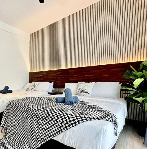 2 Bedrooms Apartment