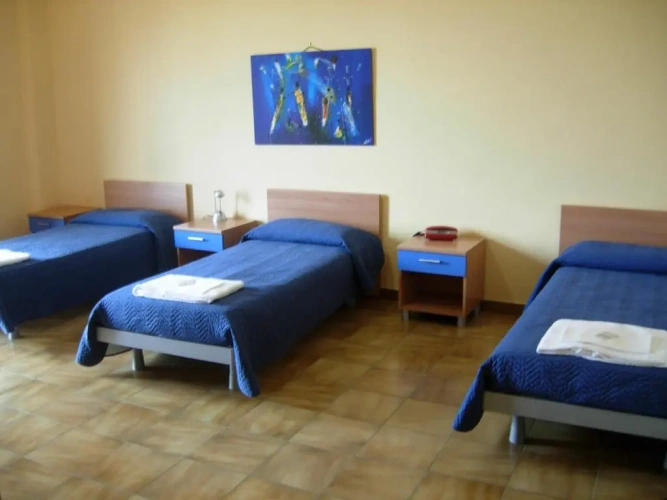 Economy Triple room