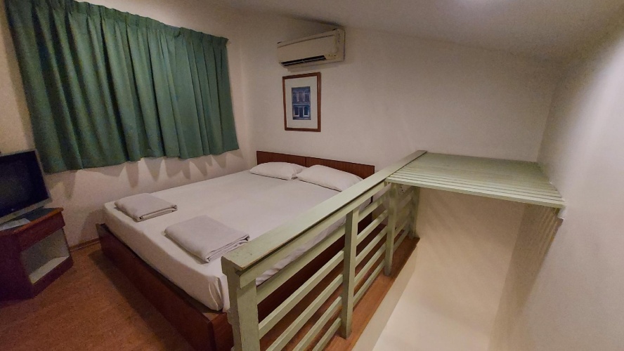 Standard Quadruple Duplex room