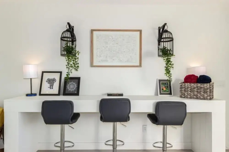 Urban Art Loft - Historic DT Phoenix-chefs Kitchen